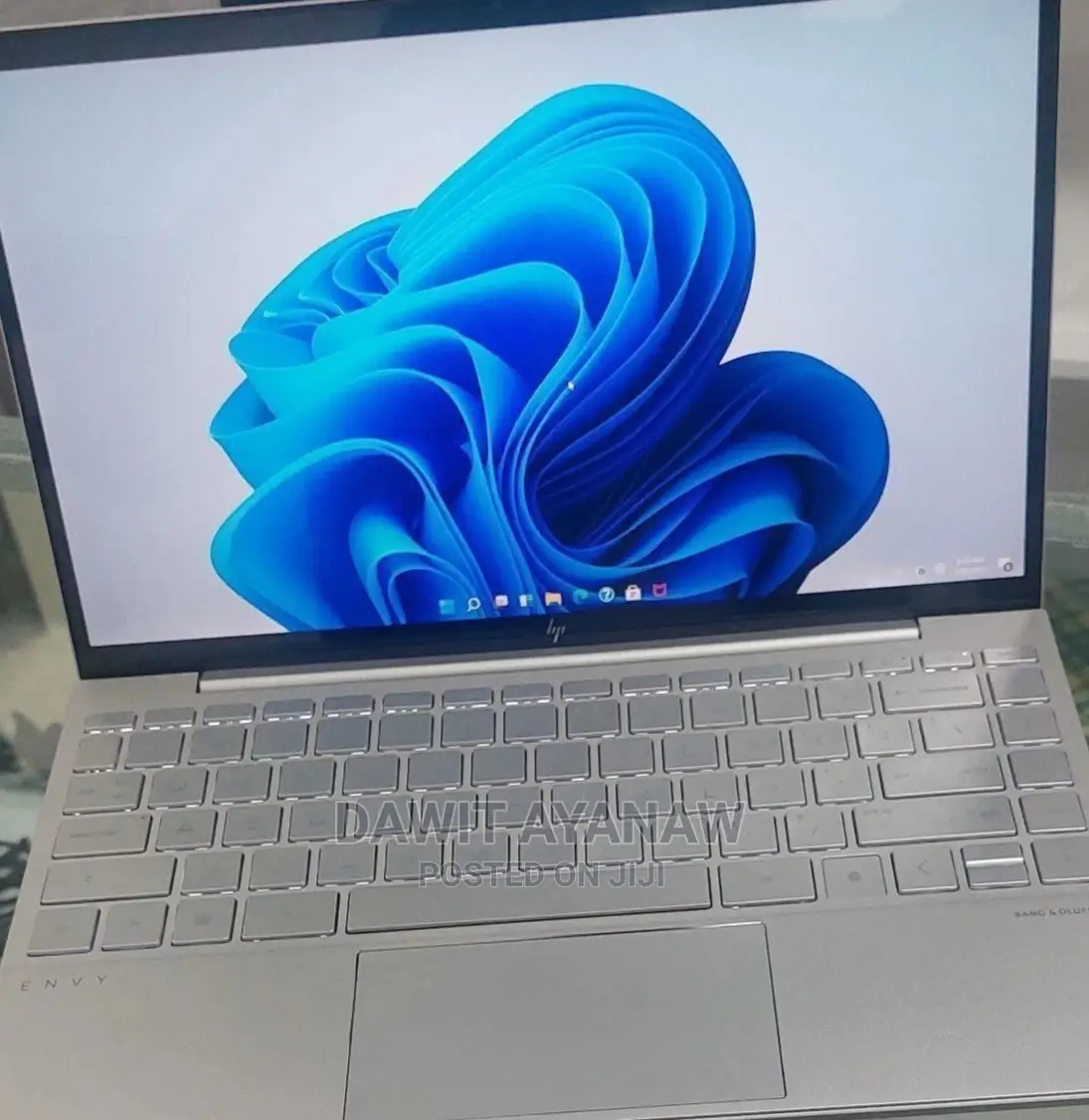 New Laptop HP Envy 13 16GB Intel Core I7 SSD 1T