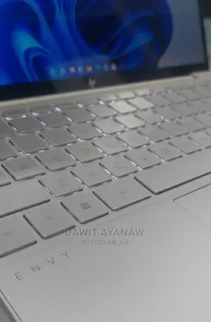 New Laptop HP Envy 13 16GB Intel Core I7 SSD 1T
