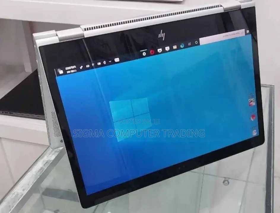 New Laptop HP EliteBook 1030 16GB Intel Core I7 SSD 512GB