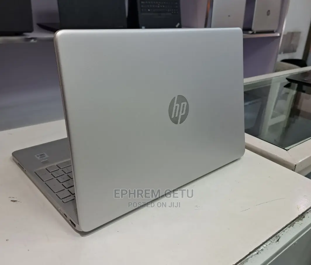 New Laptop HP Stream Notebook 8GB Intel Core I5 SSD 256GB
