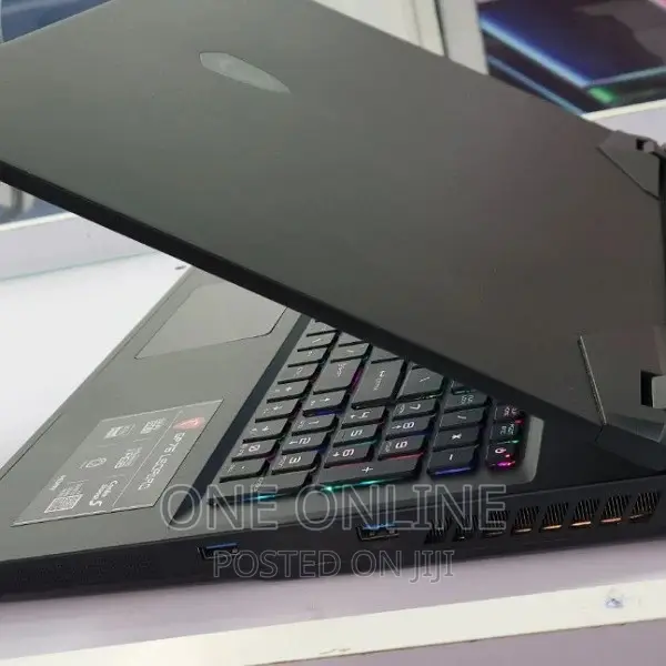 New Laptop MSI GP75 Leopard 16GB Intel Core I7 SSD 1T