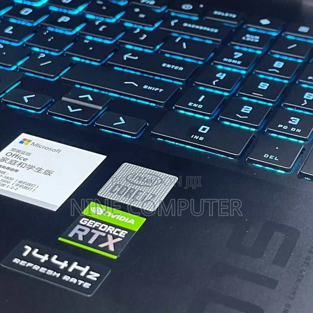 New Laptop HP Omen 15 16GB AMD Ryzen 7 SSD 1T