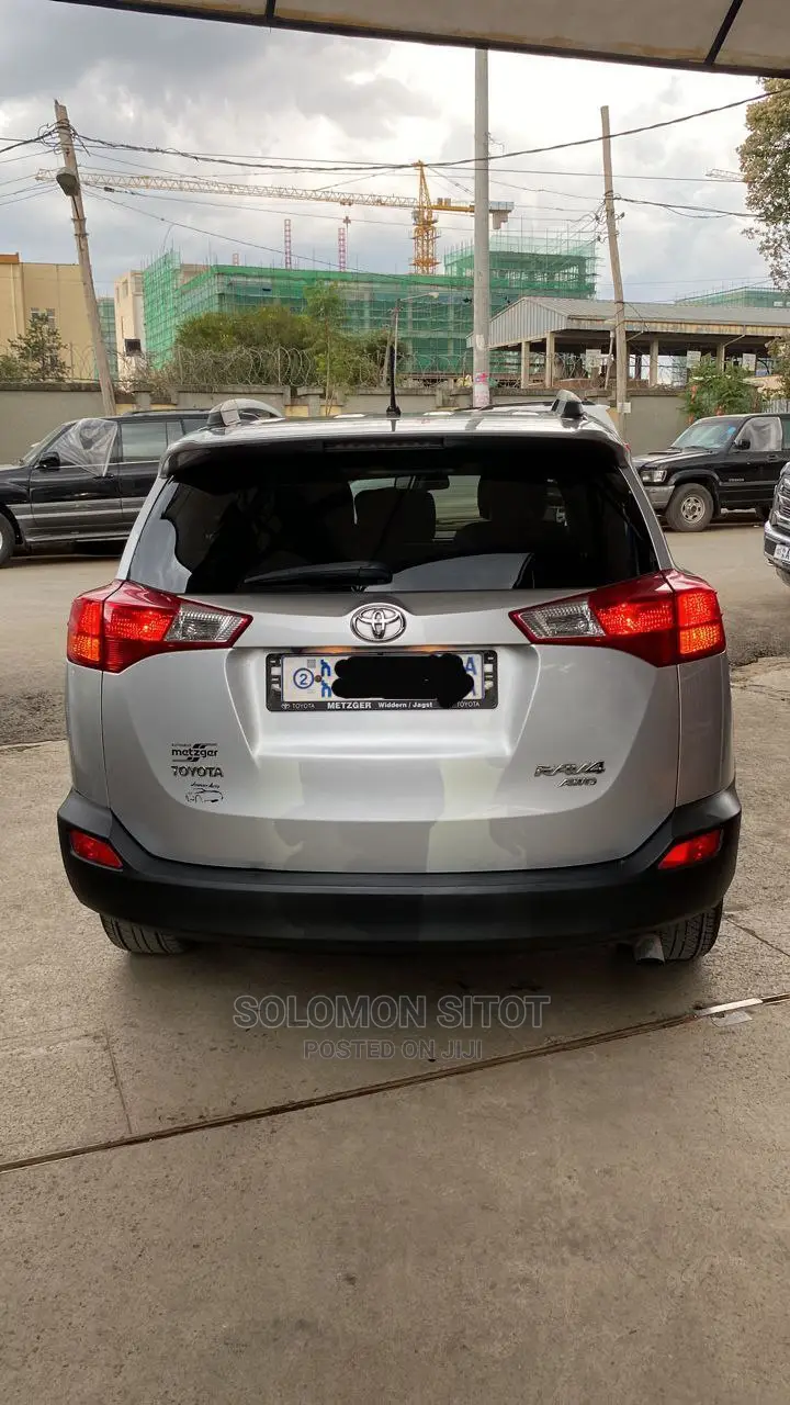 Toyota RAV4 2015 Silver