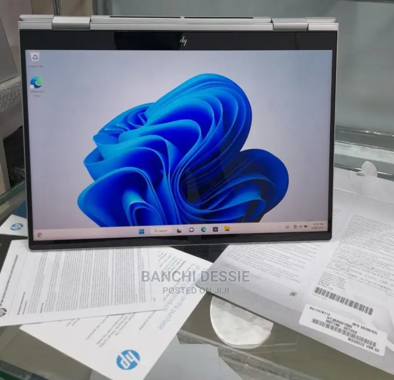 New Laptop HP Envy X360 8GB Intel Core I7 SSD 512GB
