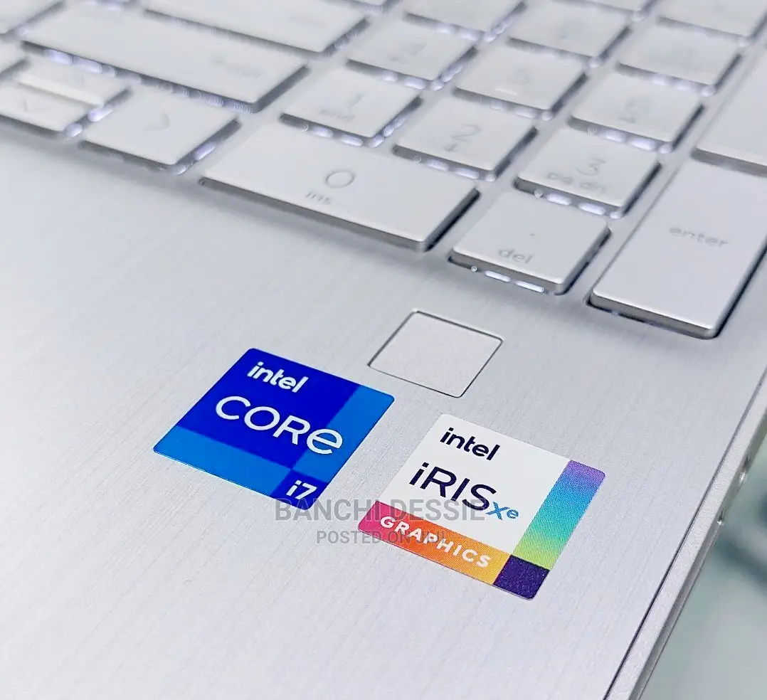 New Laptop HP 8GB Intel Core I7 SSD 512GB