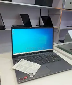New Laptop Lenovo 8GB AMD Ryzen 7 SSD 512GB
