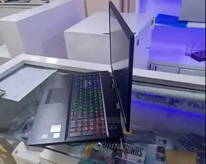 New Laptop HP Omen 17 16GB Intel Core I7 SSD 1T