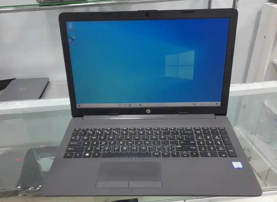 New Laptop HP Stream Notebook 8GB Intel Core I7 HDD 1T