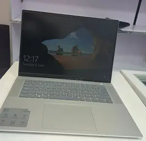New Laptop Dell Inspiron 15 16GB Intel Core I7 SSD 1T