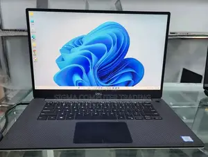 Photo - New Laptop Dell XPS 15 16GB Intel Core I7 SSD 512GB