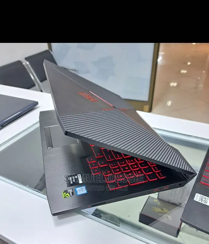 New Laptop HP Omen X 8GB Intel Core I5 HDD+SSD 1T