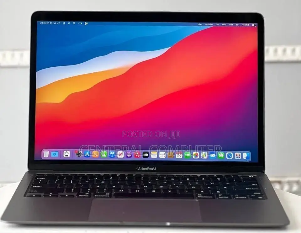 New Laptop Apple MacBook Pro M1 8GB Apple M1 Pro SSD 256GB