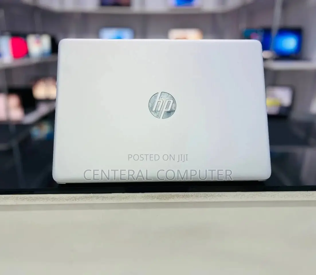 New Laptop HP Stream Notebook 8GB Intel Core I5 HDD 1T