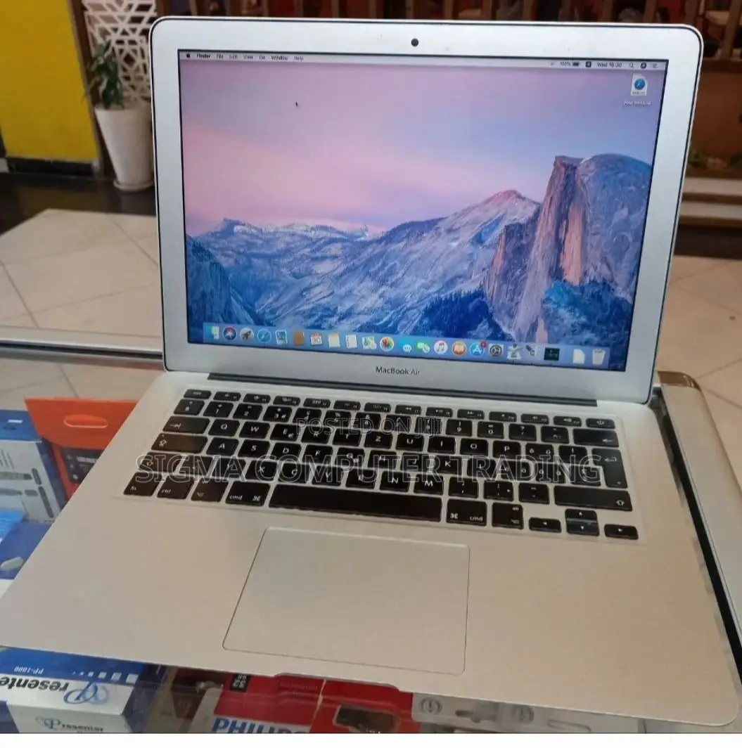 New Laptop Apple MacBook Air 2014 8GB Intel Core I7 SSD 512GB