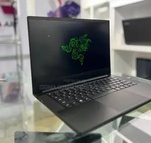 New Laptop Razer Blade 16GB AMD Ryzen 9 SSD 1T
