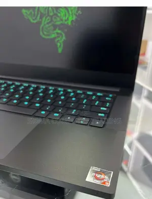 New Laptop Razer Blade 16GB AMD Ryzen 9 SSD 1T