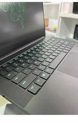 New Laptop Razer Blade 16GB AMD Ryzen 9 SSD 1T