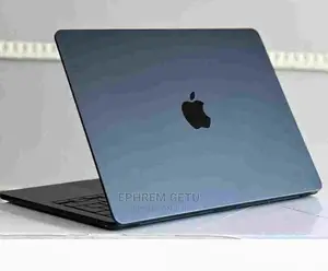 Photo - New Laptop Apple MacBook Air 2022 M2 8GB Apple M2 SSD 256GB