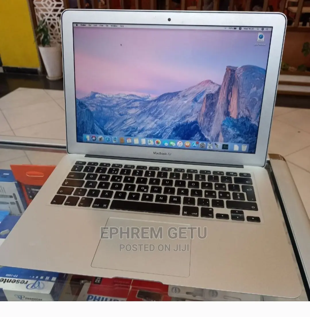 New Laptop Apple MacBook Air 2014 8GB Intel Core I7 SSD 512GB