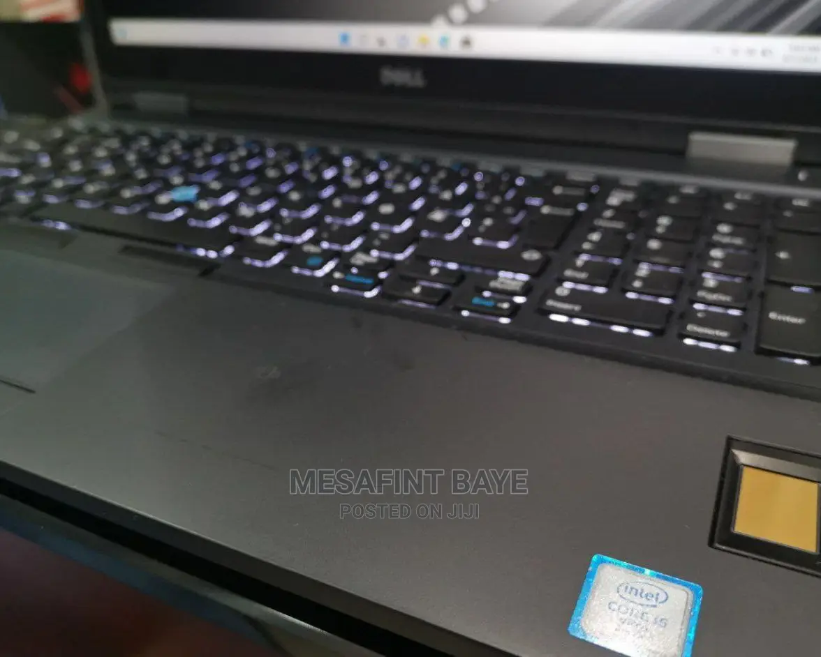 New Laptop Dell Latitude 5580 8GB Intel Core I5 SSD 256GB