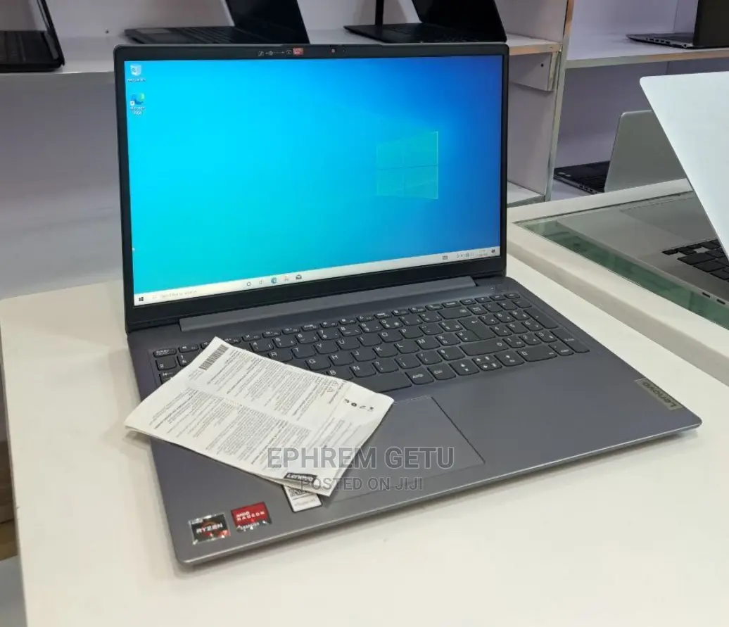 New Laptop Lenovo Ideapad 3 8GB AMD Ryzen 5 SSD 256GB