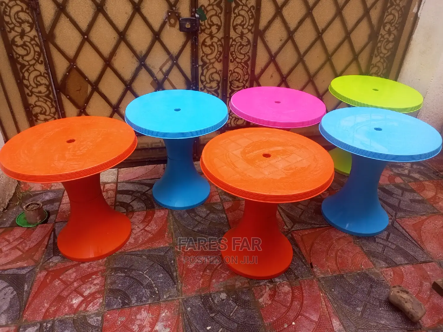 Ye Cafe Wenber/ Trepeza/ Chair/ Table/