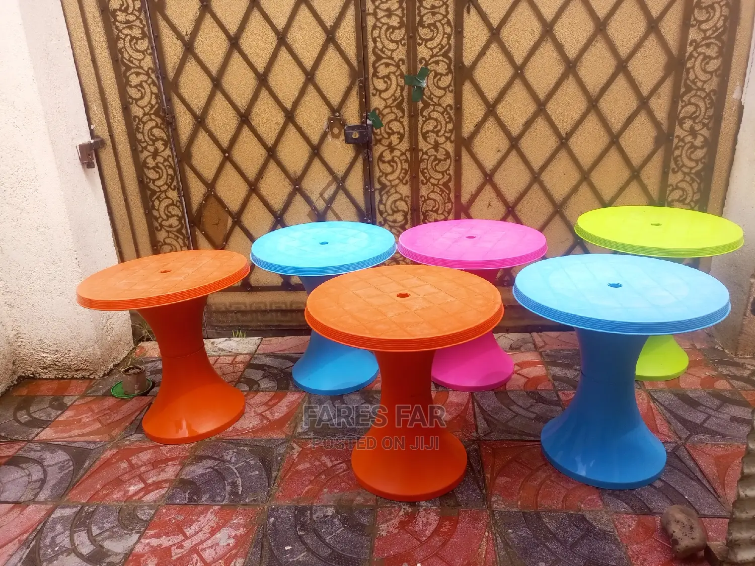 Ye Cafe Wenber/ Trepeza/ Chair/ Table/