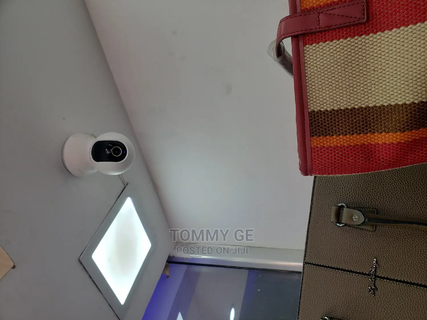 Security Home, Work የቤቱን እንቅስቃሴ የልጁን ሁኔታ ቀላል በሁነ