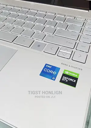 New Laptop HP Envy X360 16GB Intel Core I5 SSD 512GB