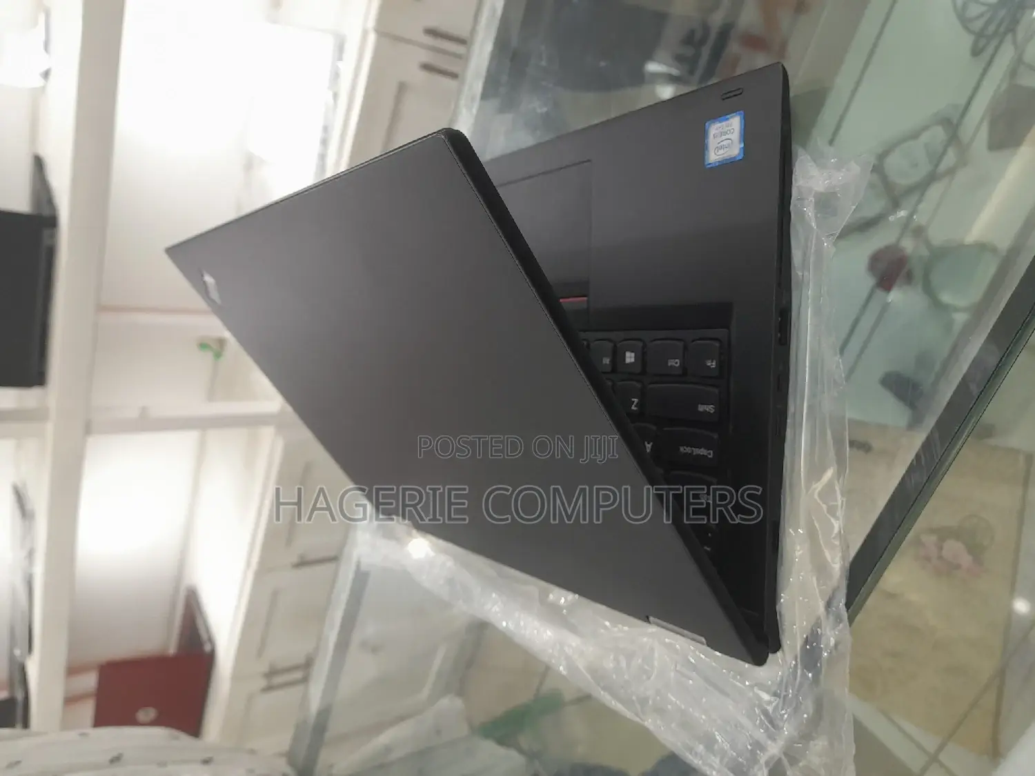 New Laptop Lenovo ThinkPad Yoga 370 8GB Intel Core I5 SSD 512GB