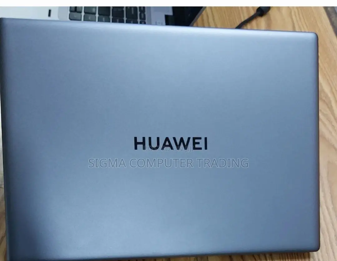 New Laptop Huawei MateBook HZ-W19 16GB Intel Core I7 SSD 512GB