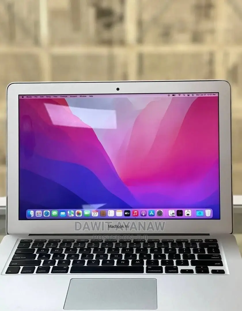 New Laptop Apple MacBook Air 2017 8GB Intel SSD 256GB