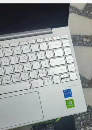 Photo - New Laptop HP Envy 13 16GB Intel Core I7 SSD 1T