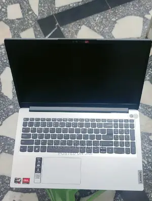 New Laptop Lenovo Ideapad 3 8GB Intel Core I7 SSD 512GB