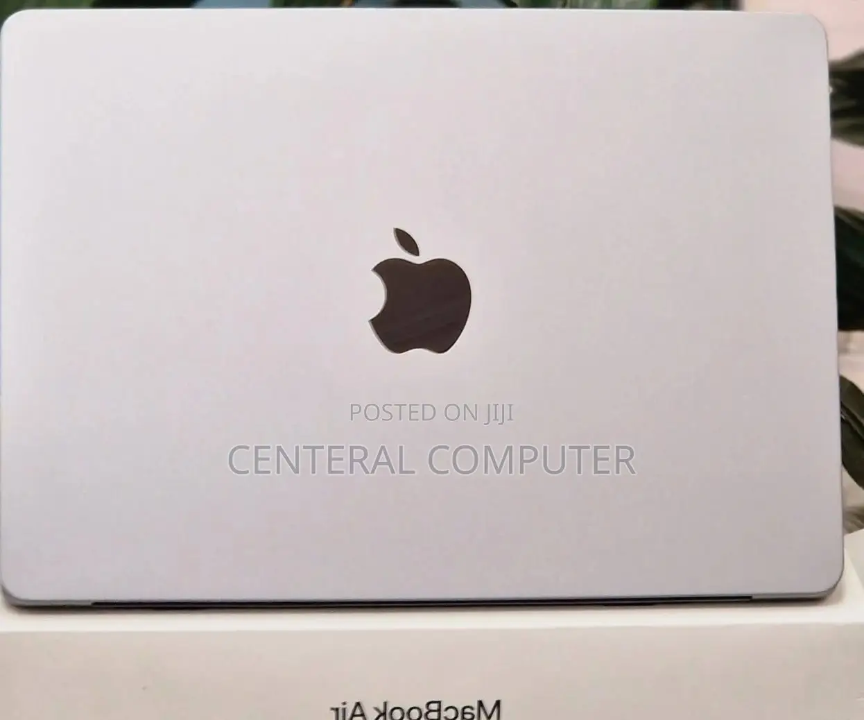 New Laptop Apple MacBook Air 2022 M2 8GB Apple M2 SSD 512GB