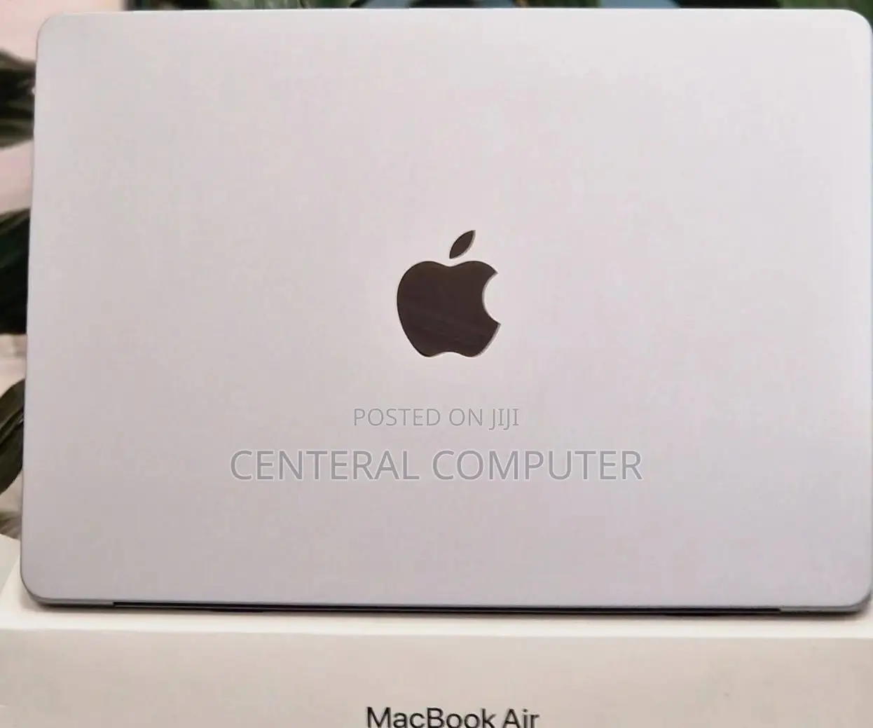 New Laptop Apple MacBook Air 2022 M2 8GB Apple M2 SSD 512GB