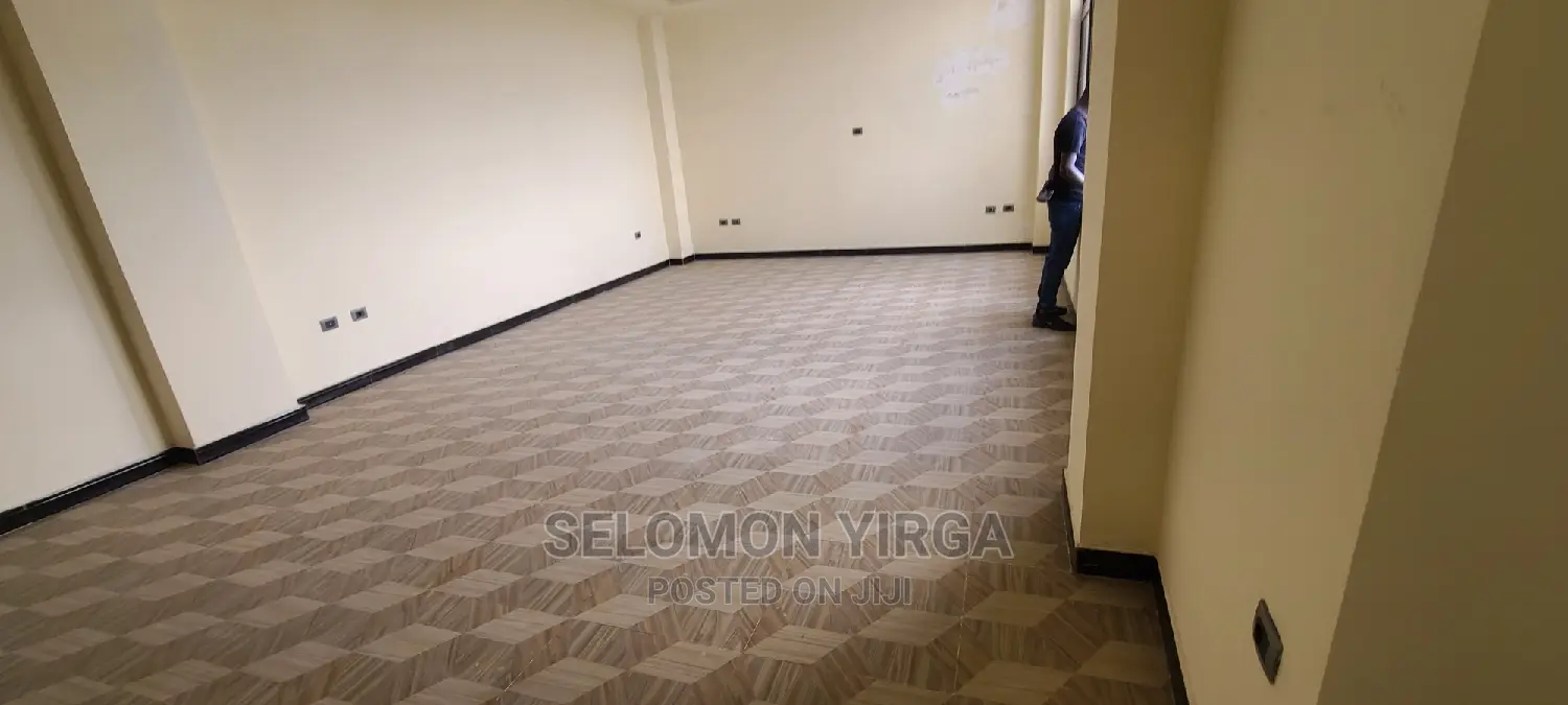 3bdrm Apartment in አድስ አበባ, Bole for rent