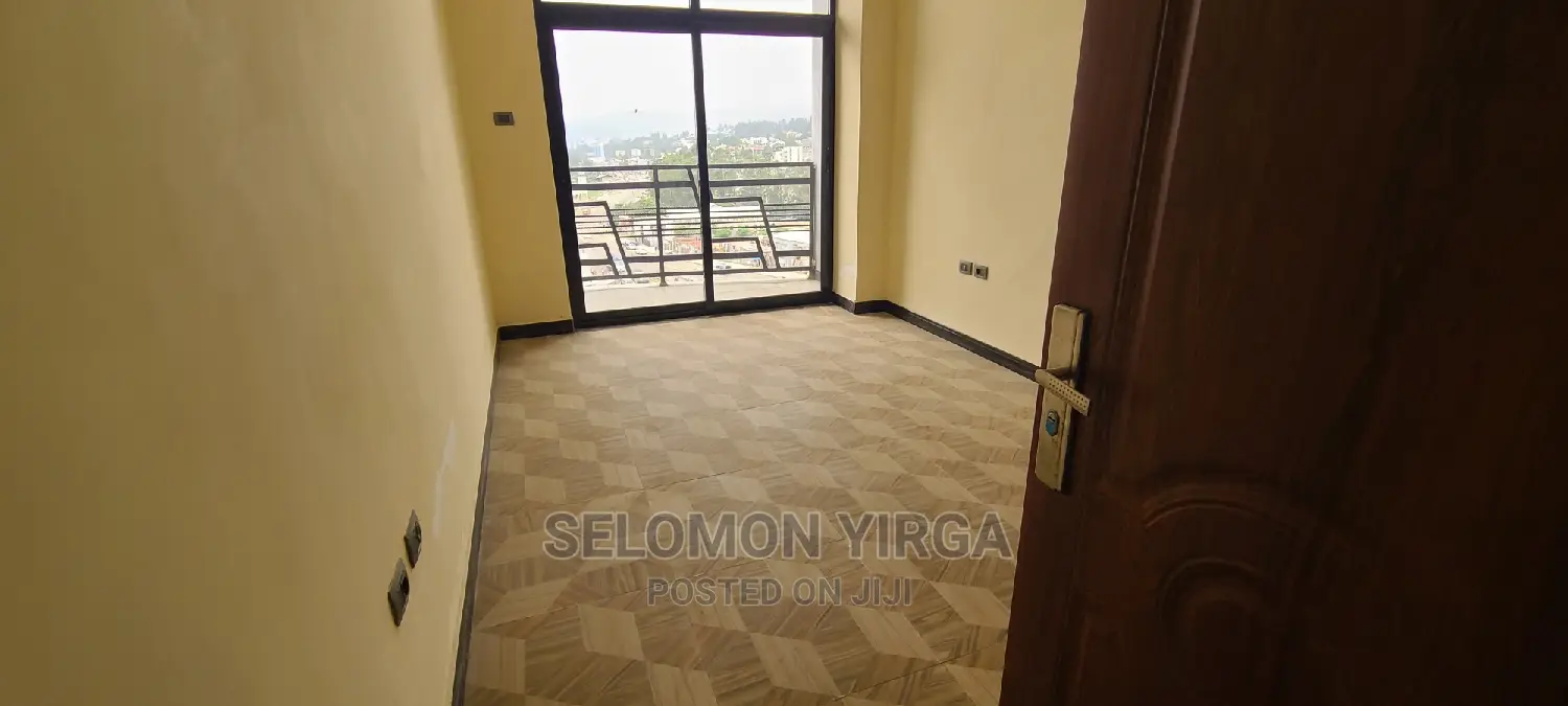 3bdrm Apartment in አድስ አበባ, Bole for rent