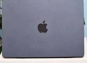 New Laptop Apple MacBook Air 2022 M2 256GB Apple M2 SSD 256GB