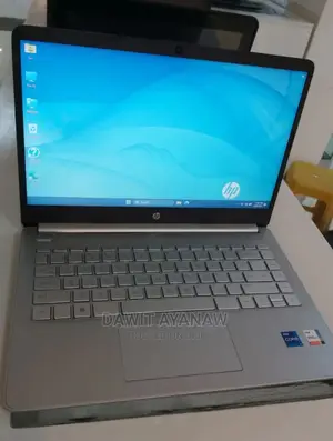 New Laptop HP Stream Notebook 8GB Intel Core I7 SSD 1T