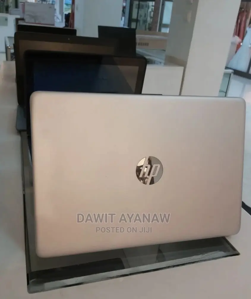 New Laptop HP Stream Notebook 8GB Intel Core I7 SSD 1T