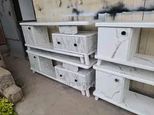 Tv Stand (Tv ሲታንድ)