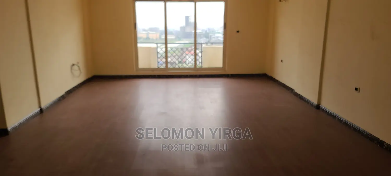 3bdrm Apartment in Adids Abba, Yeka for sale