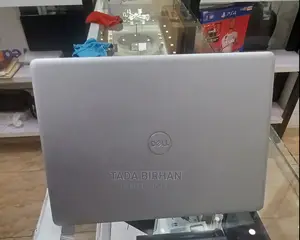 Photo - Laptop Dell XPS 15 4GB Intel Core I3 SSD 256GB