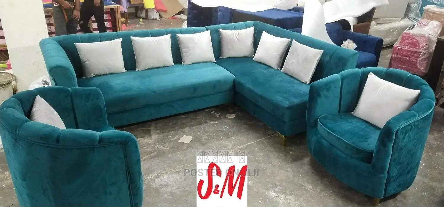 S M Sofa Design