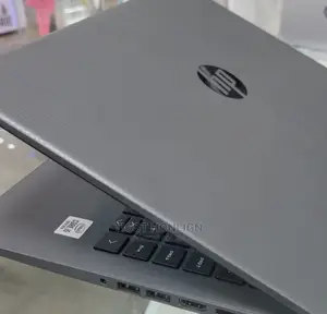 New Laptop HP Stream Notebook 8GB Intel Core I5 HDD 1T
