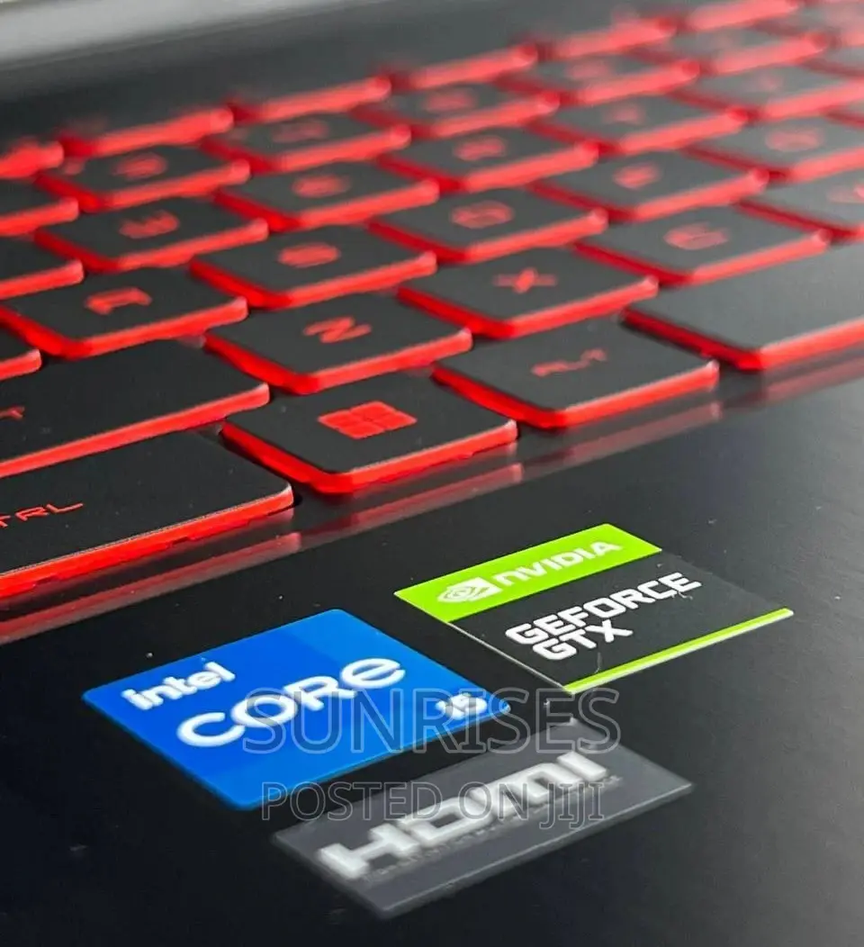 New Laptop MSI GF63 8GB Intel Core I5 SSD 256GB
