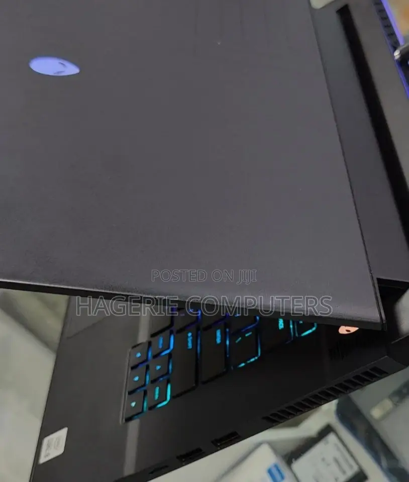 New Laptop Alienware M17x R2 32GB Intel Core I9 SSD 1T