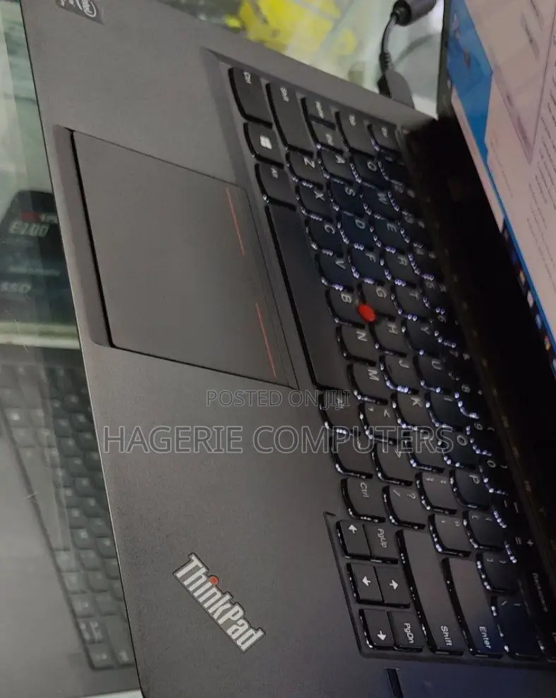 New Laptop Lenovo ThinkPad X1 8GB Intel Core I7 SSD 256GB