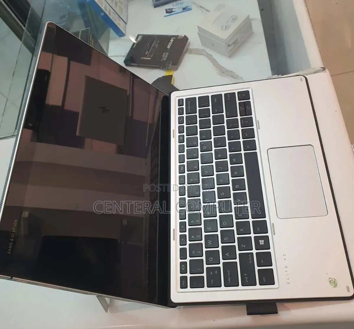 New Laptop HP Elite X2 1012 8GB Intel Core I5 SSD 256GB